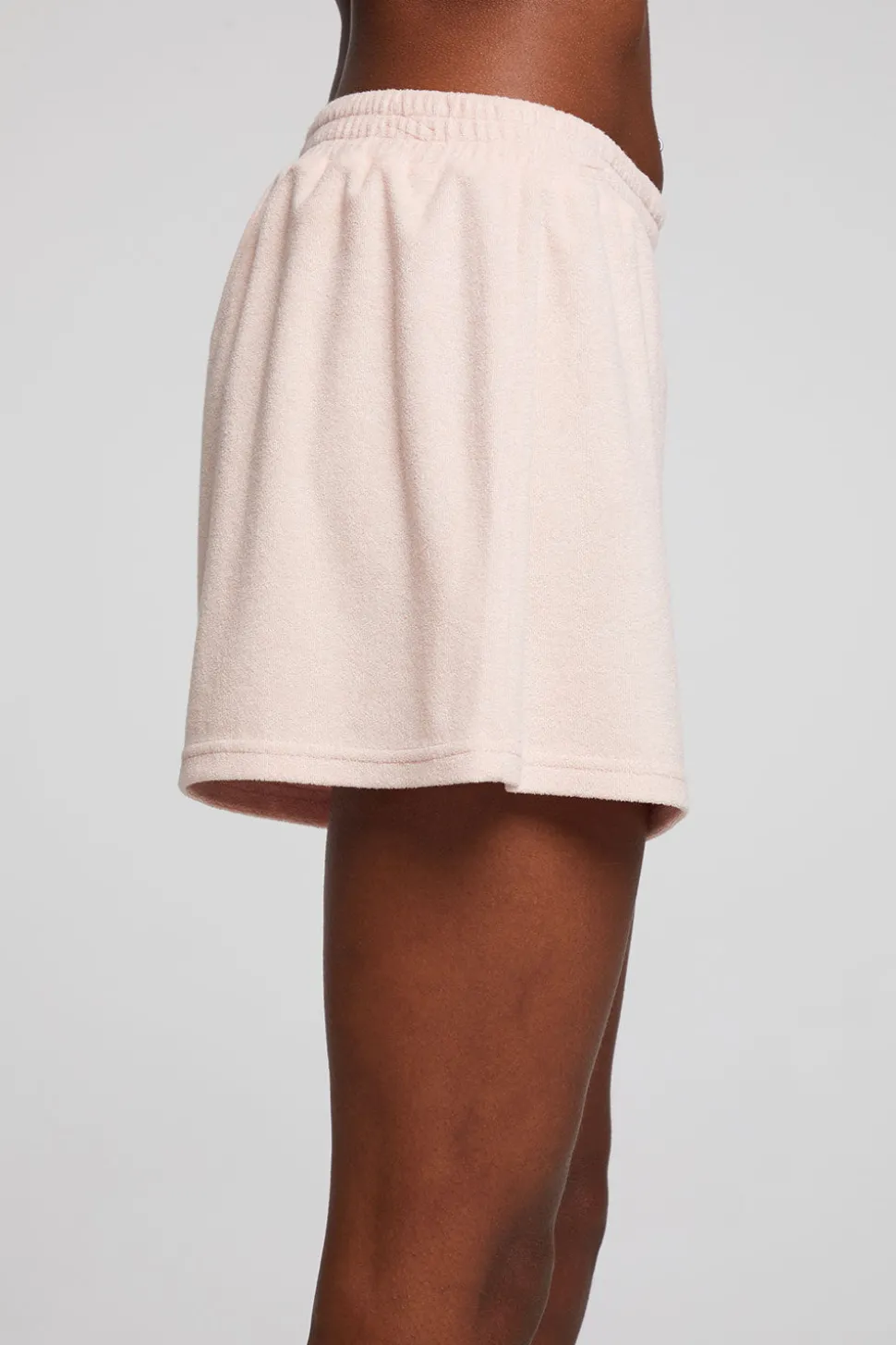 Chaser Brand Riley Peach Whip Short Hot